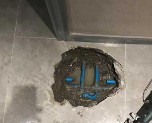 宁城阳台漏水维修公司分享下暖气管道漏水的原因有哪些